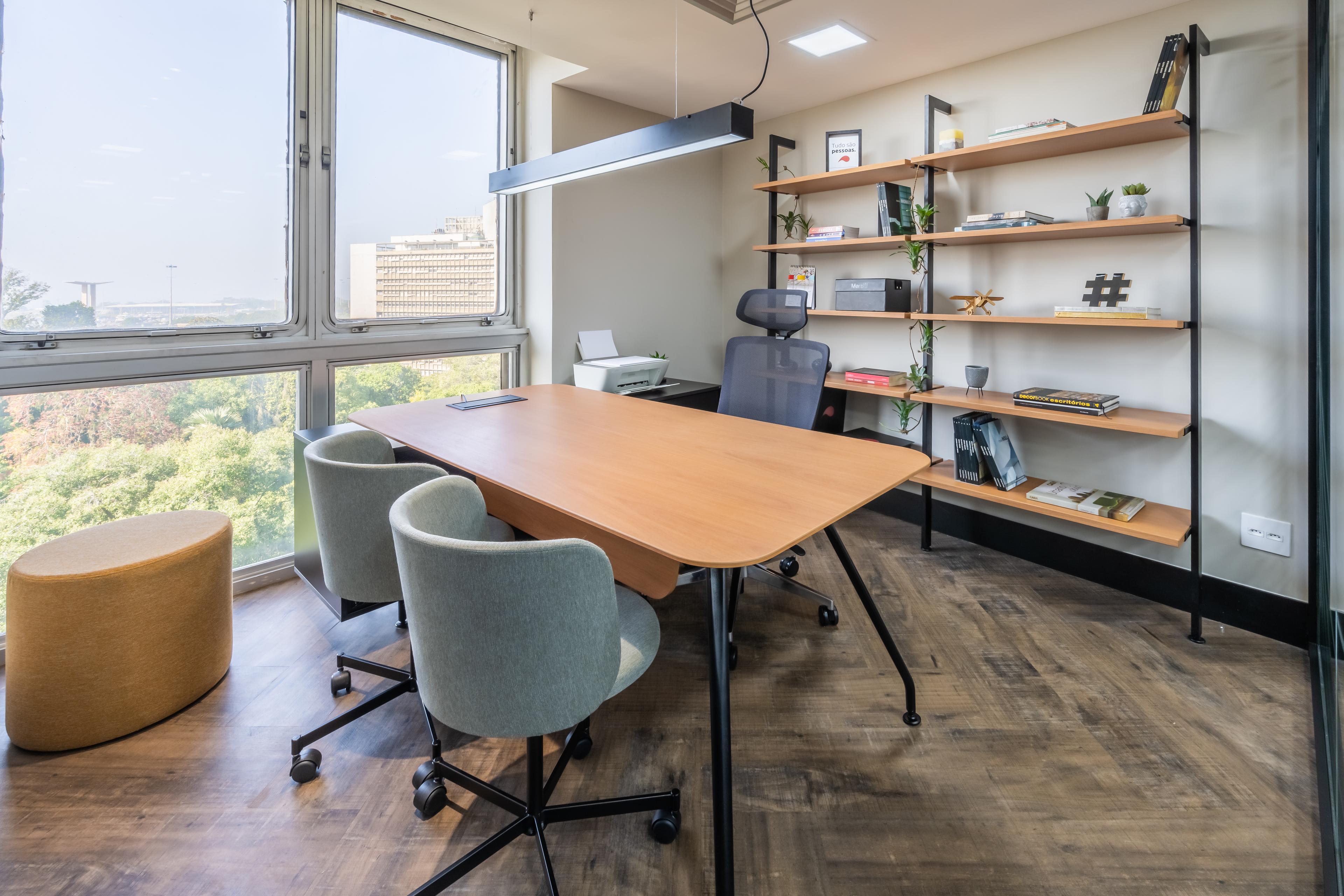 Mobiliário corporativo completo para ambientes motivadores